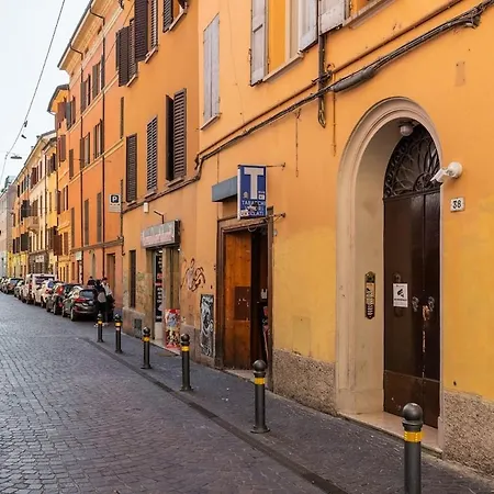 Petroni 38 By District Apartament *